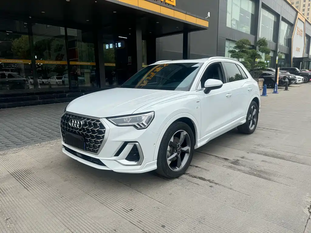 Audi Q3 2024
