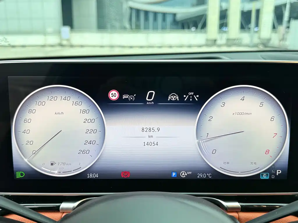 Mercedes-Benz S-Class — миниатюра 18