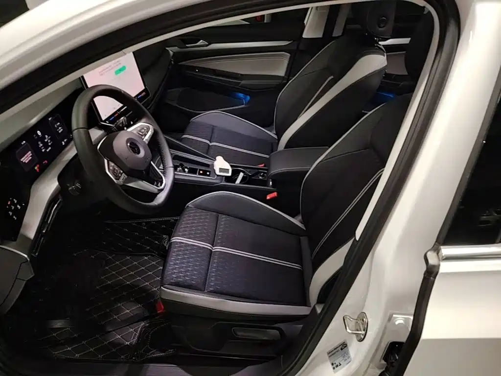 Volkswagen Golf — миниатюра 15