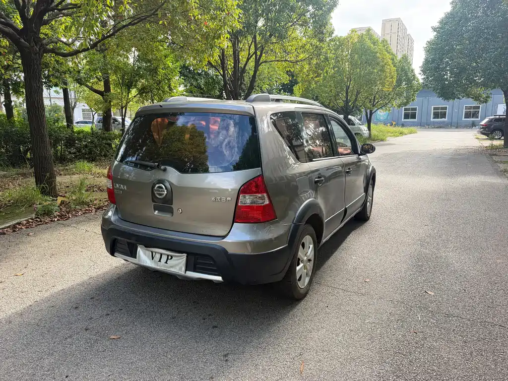 Nissan Livina — миниатюра 4