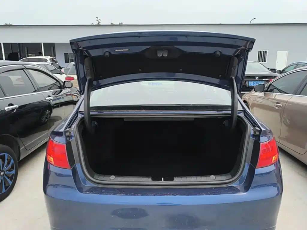 Geely Emgrand GL — миниатюра 19