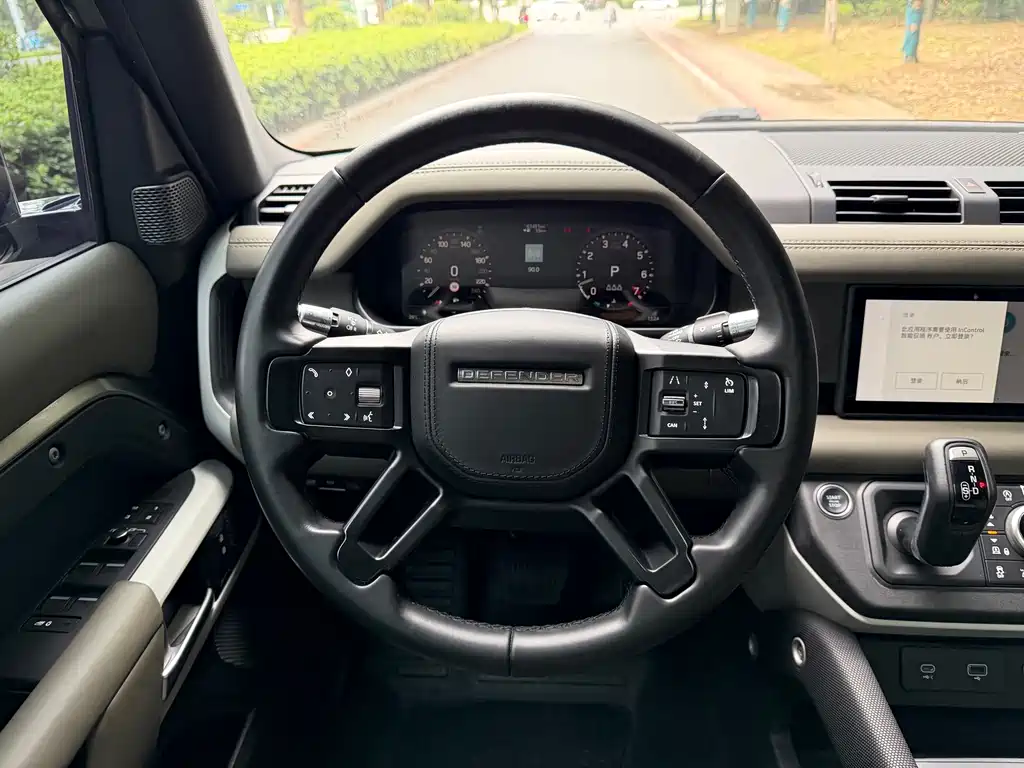 Land Rover Defender — миниатюра 13