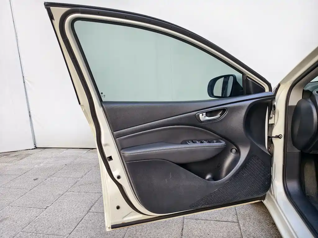 Fiat Viaggio — миниатюра 7