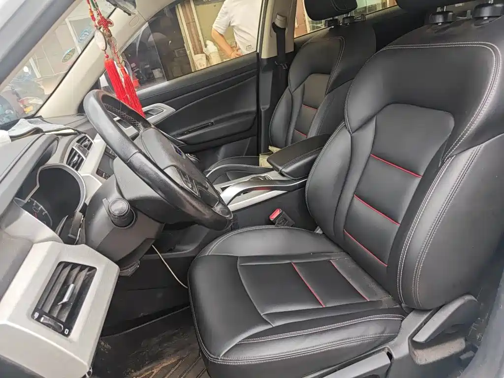 Geely Boyue — миниатюра 8