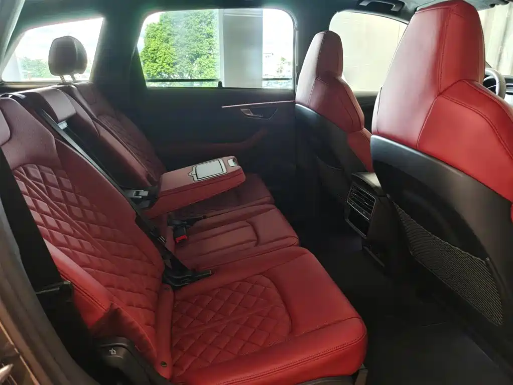 Audi SQ7 — миниатюра 12