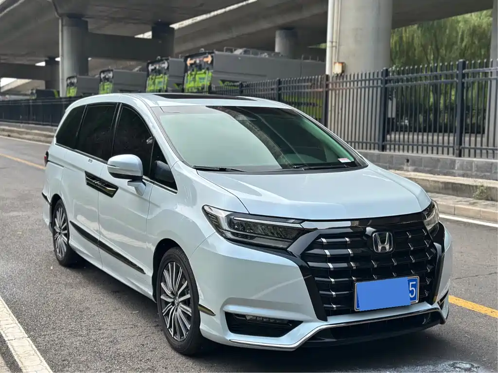 Honda Elysion — миниатюра 3