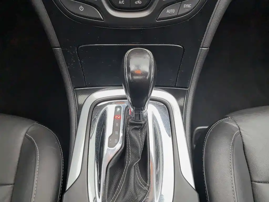 Buick Regal — миниатюра 13