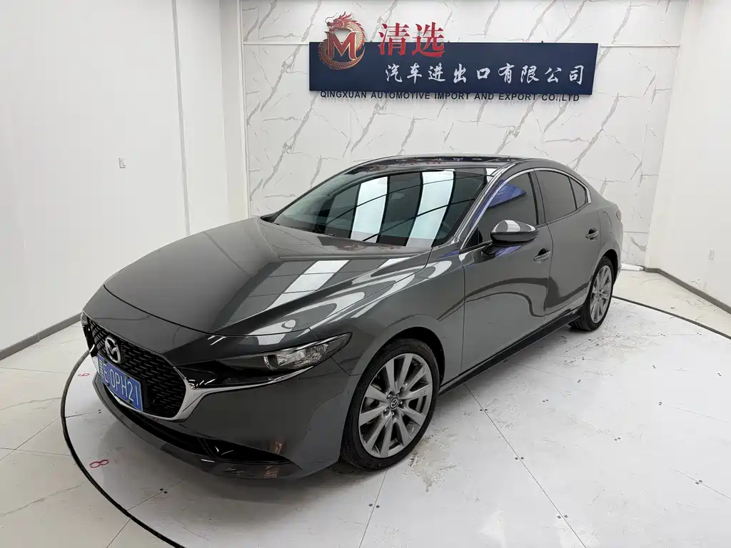 Mazda 3 Axela 2022