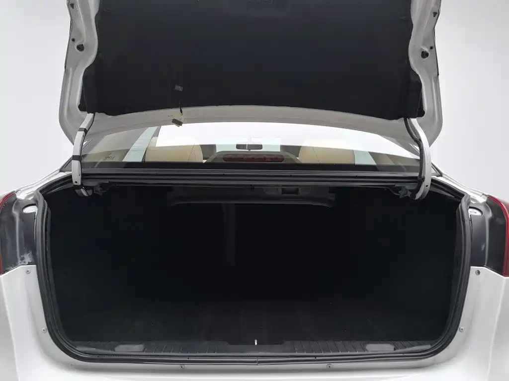 Buick Excelle — миниатюра 16