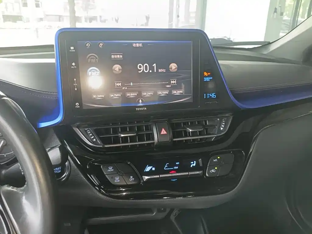 Toyota IZOA — миниатюра 13