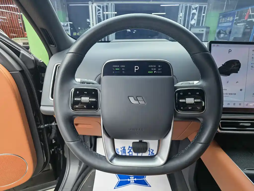 Li Auto Li L8 — миниатюра 10