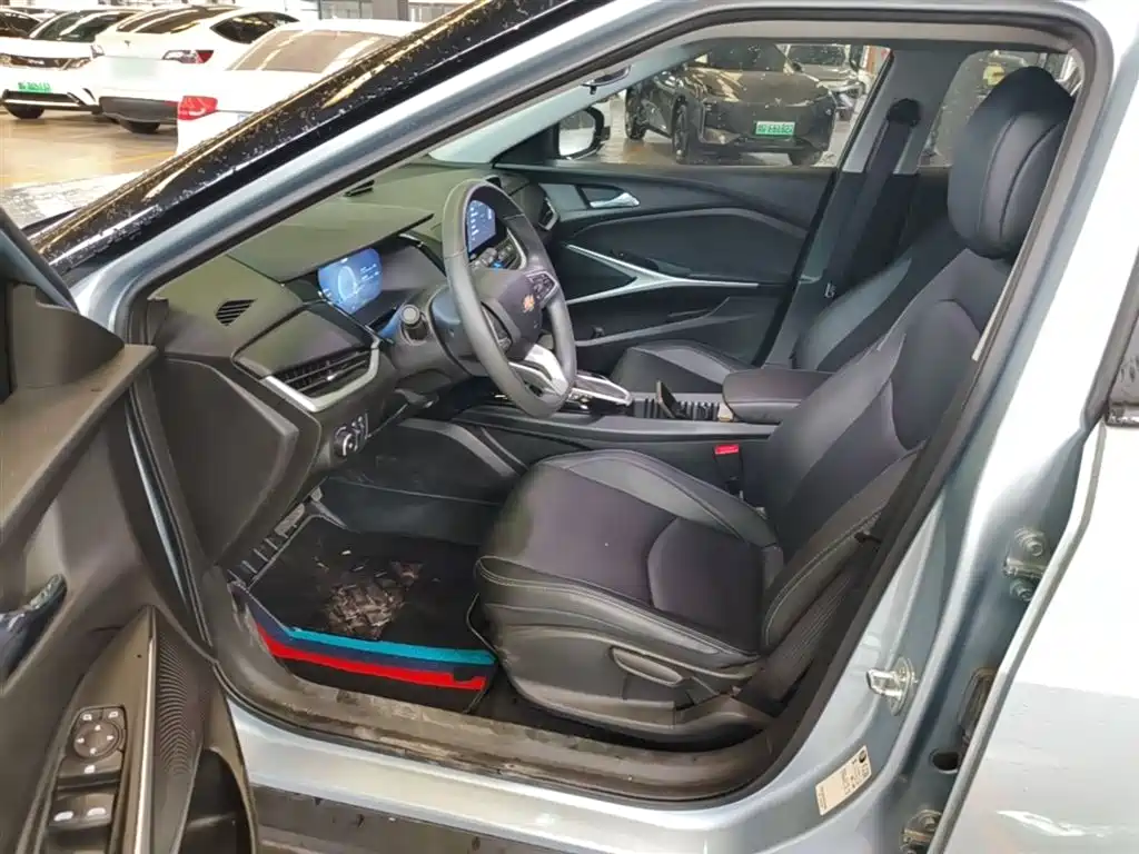Chevrolet Menlo — миниатюра 16
