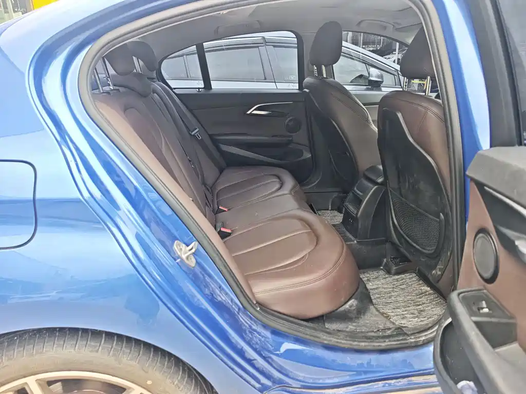 BMW 1 Series — миниатюра 9