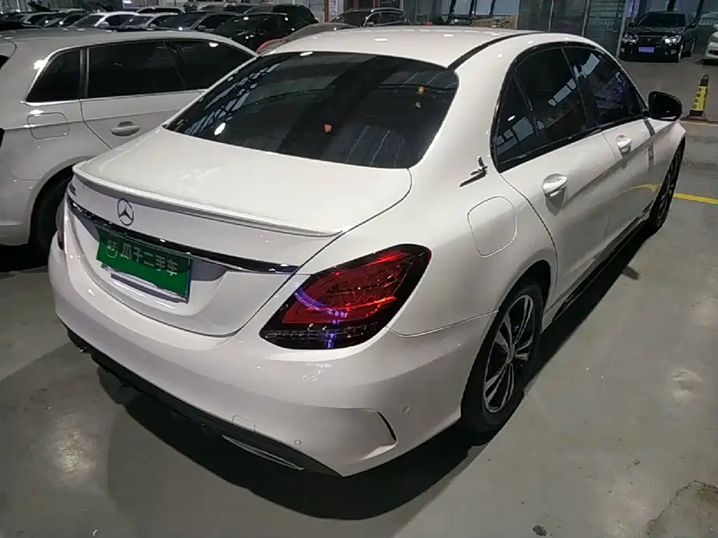 Mercedes-Benz C-Class — миниатюра 7