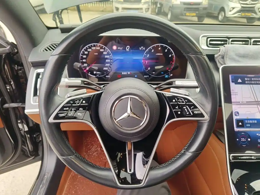 Mercedes-Benz S-Class — миниатюра 11