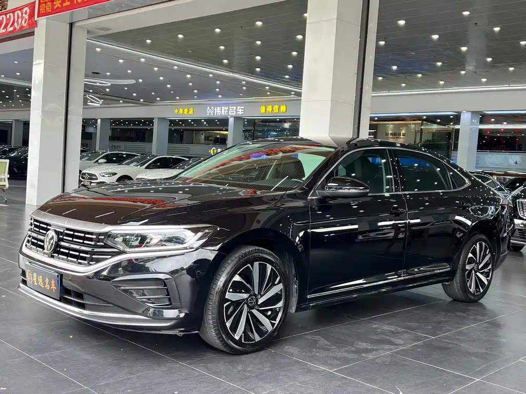 Volkswagen Passat 2023