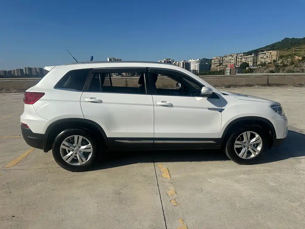 Changan CS75 — миниатюра 8