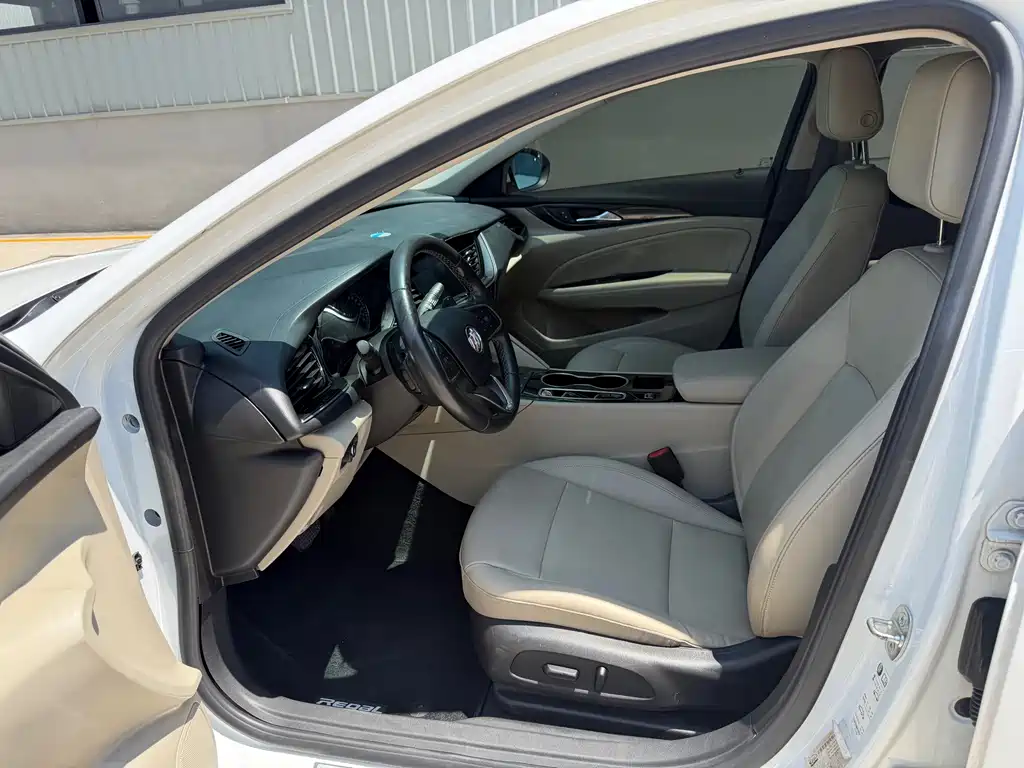 Buick Regal — миниатюра 4