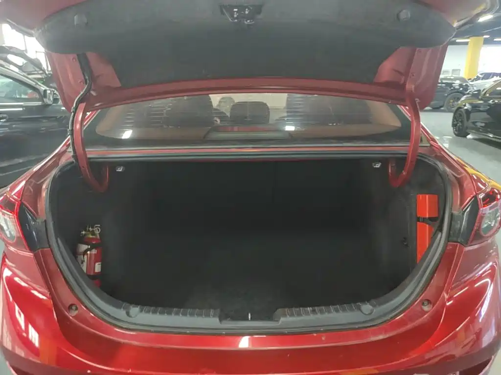 Mazda 3 Axela — миниатюра 19