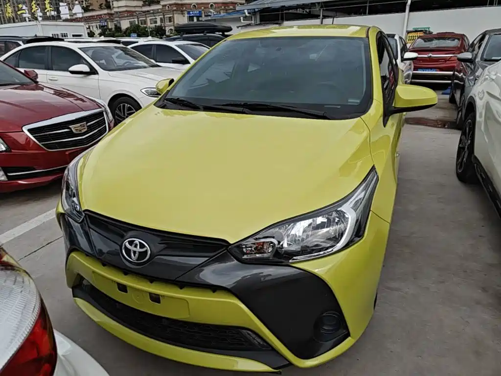 Toyota Yaris L — миниатюра 3