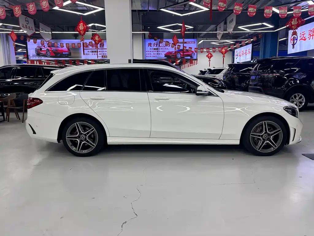 Mercedes-Benz C-Class (Import) — миниатюра 3