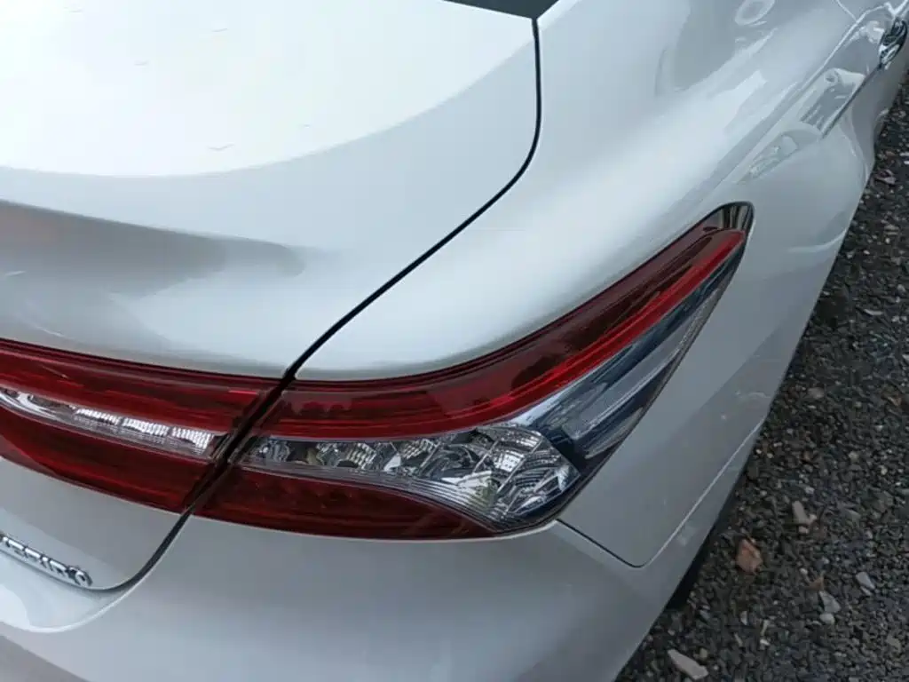 Toyota Camry — миниатюра 8