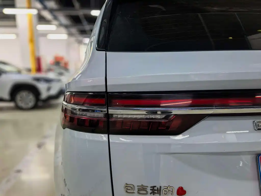 Geely Xingyue L — миниатюра 15