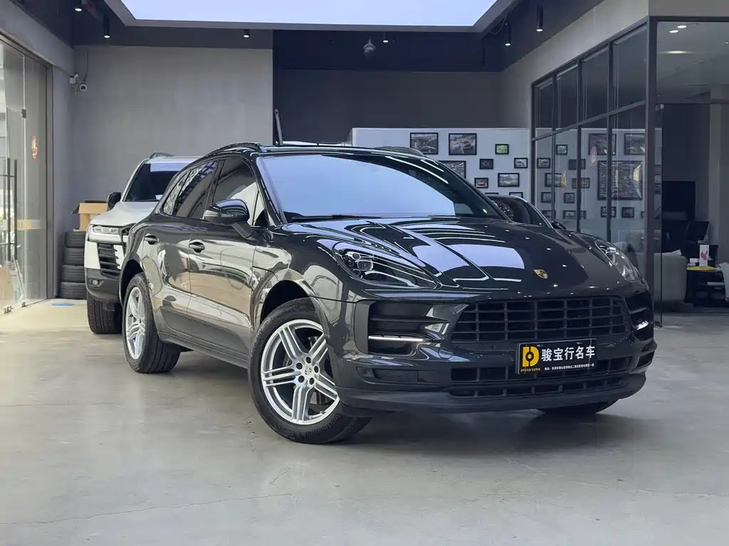 Porsche Macan — миниатюра 3