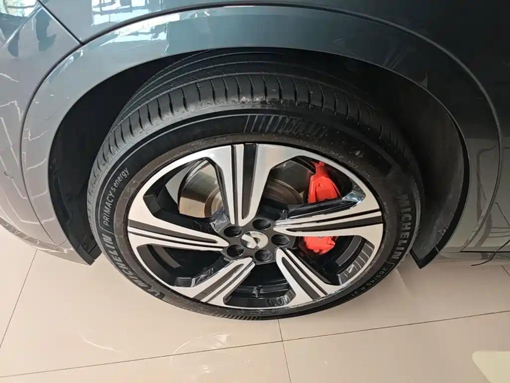 NIO ES8 — миниатюра 23