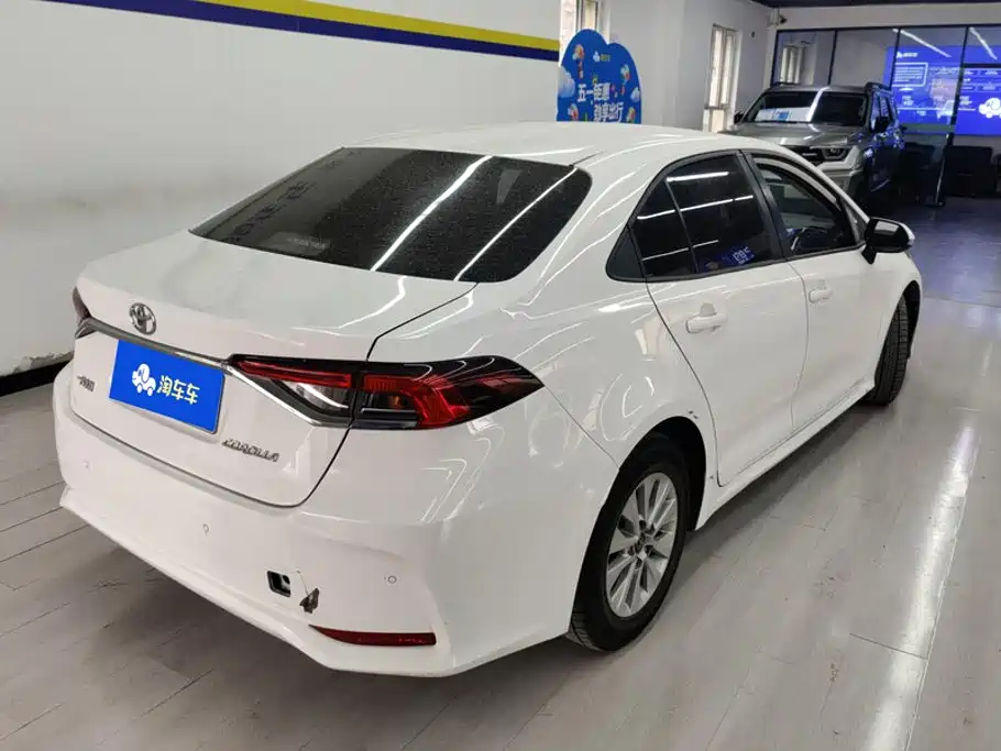 Toyota Corolla — миниатюра 3