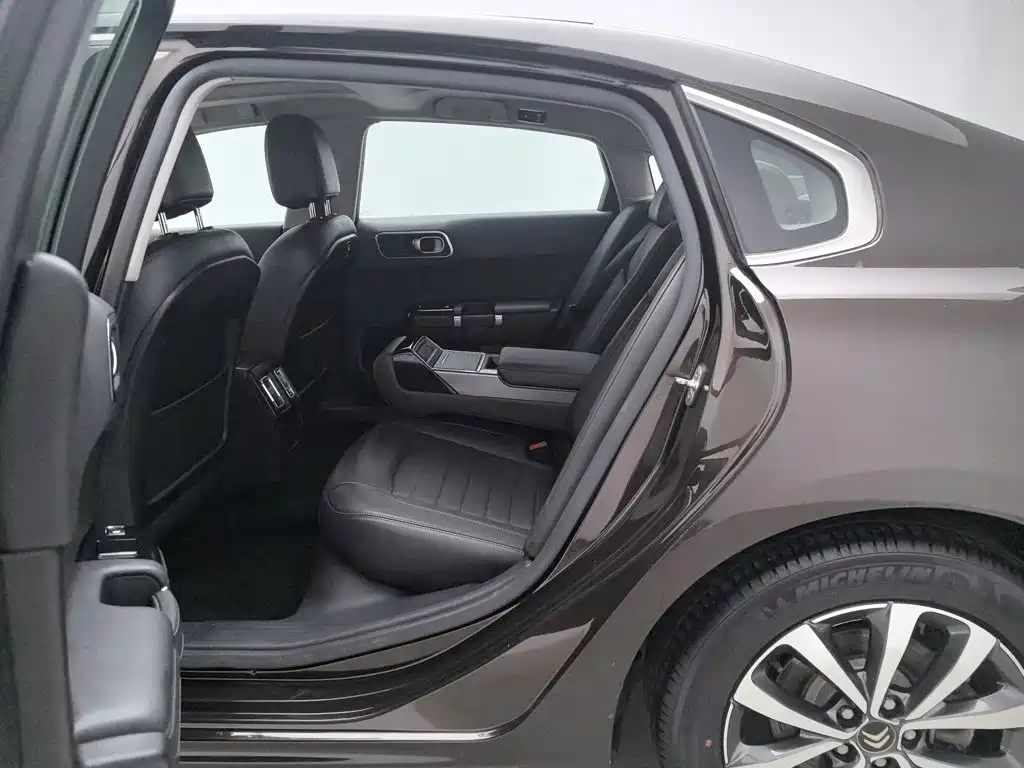 Citroen C6 — миниатюра 15