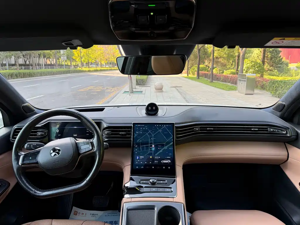 NIO ES8 — миниатюра 6