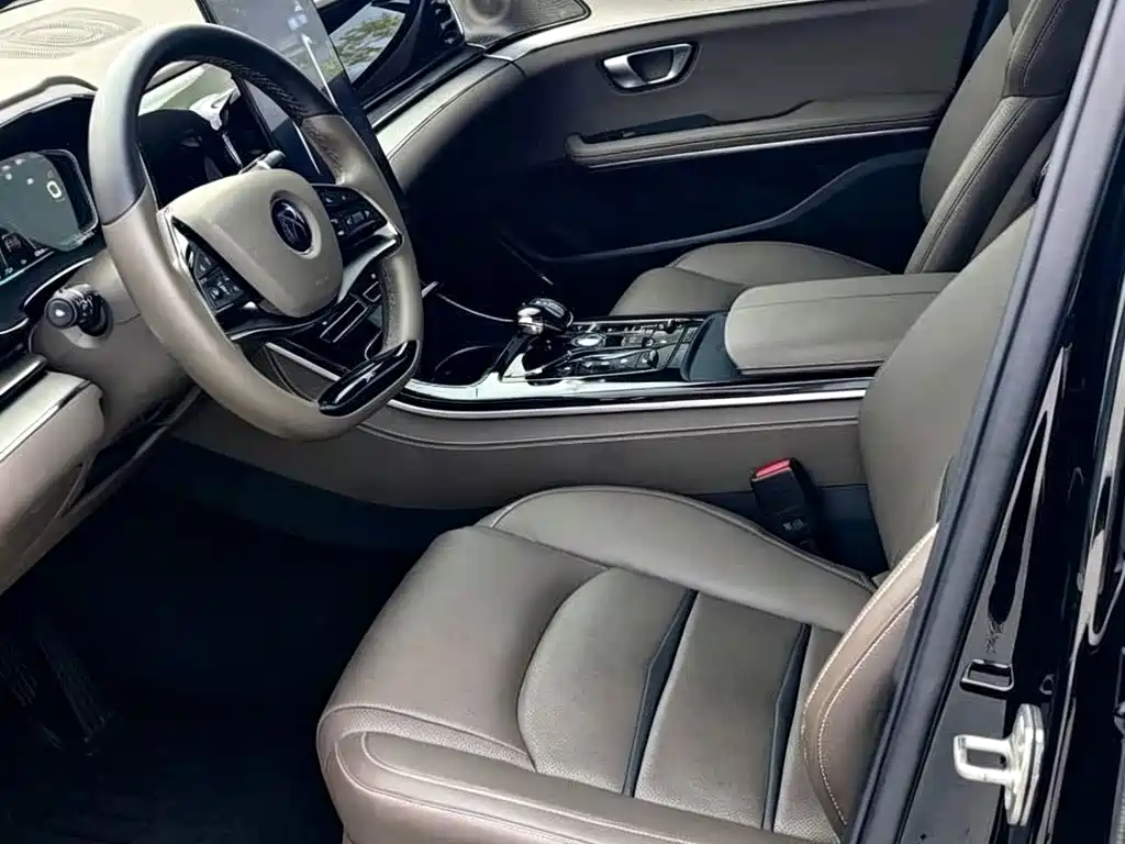BYD Han — миниатюра 8