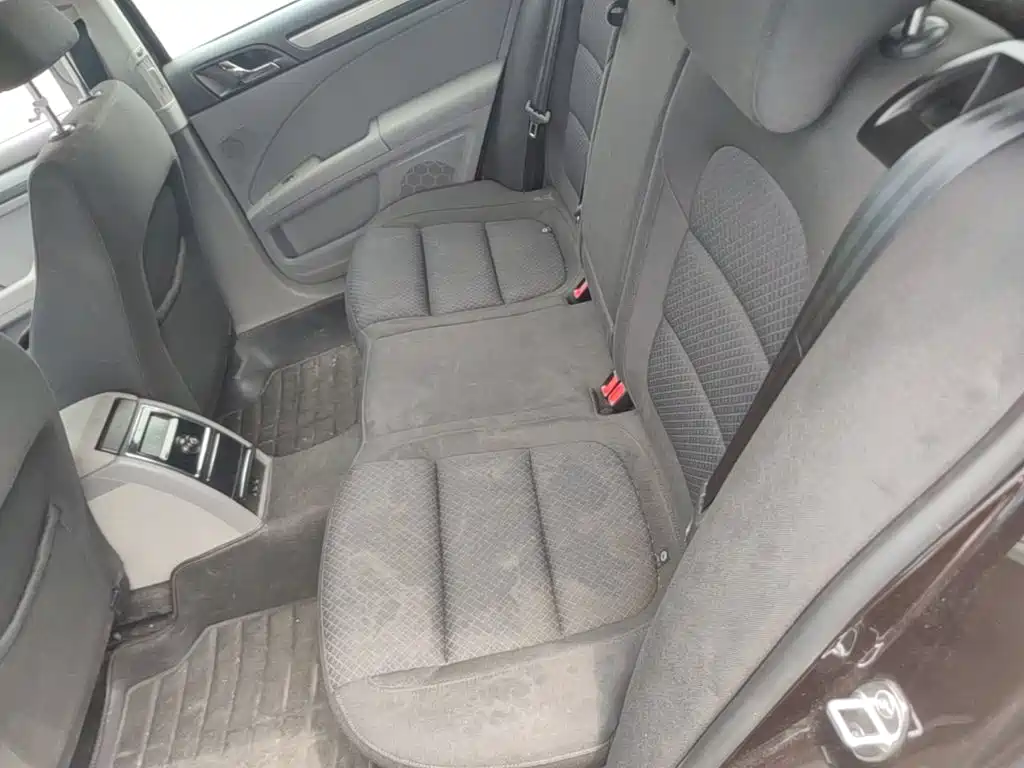 Skoda Superb — миниатюра 22
