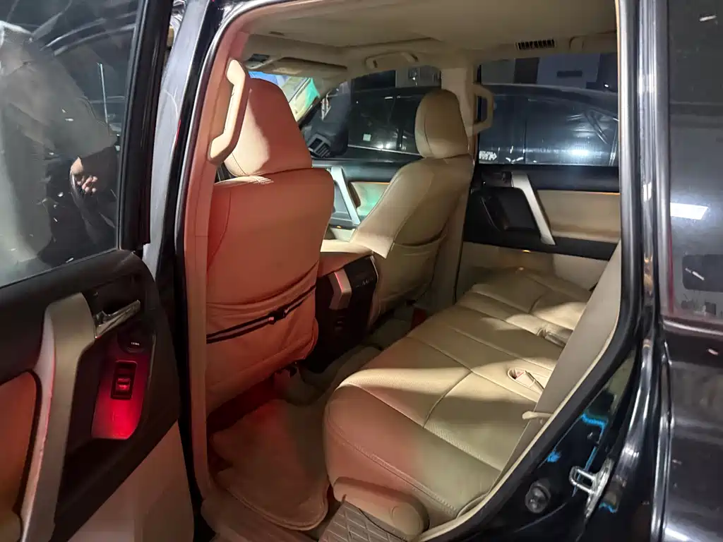 Toyota Land Cruiser Prado 2010 4.0L AT TX-L