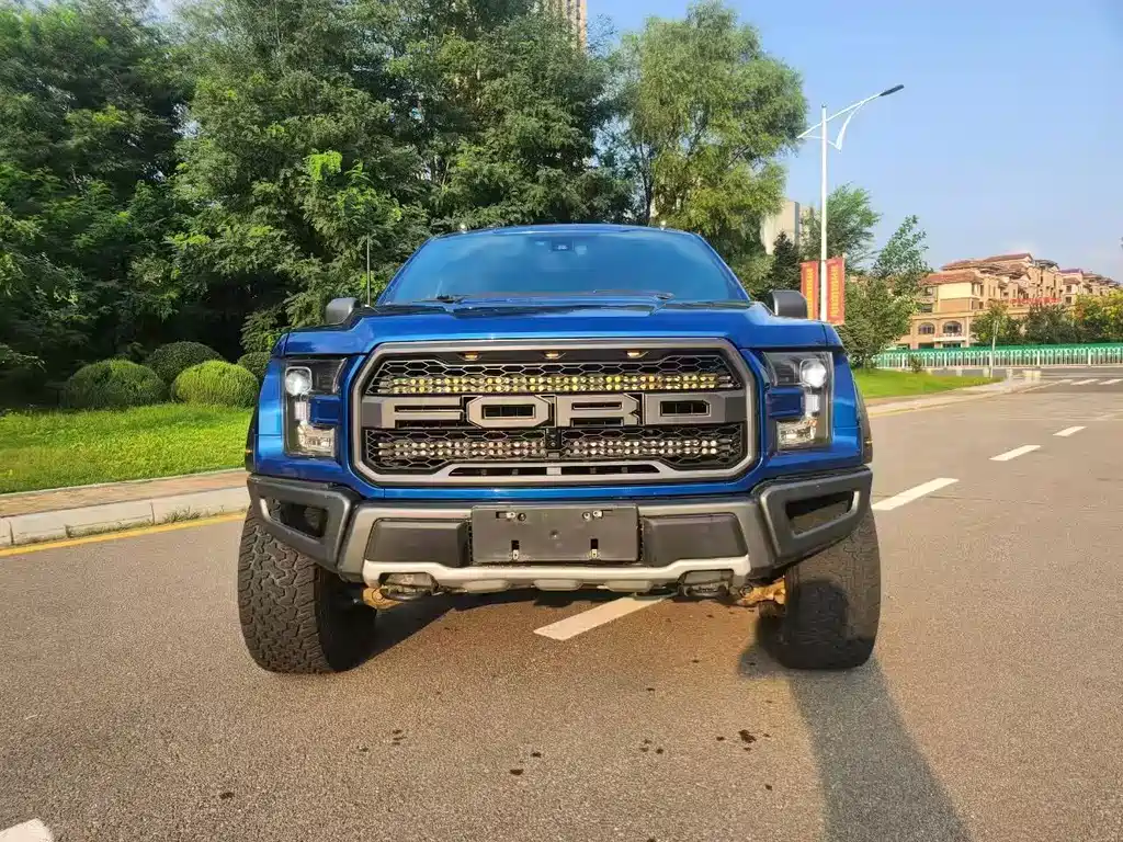 Ford F-150 Raptor — миниатюра 2