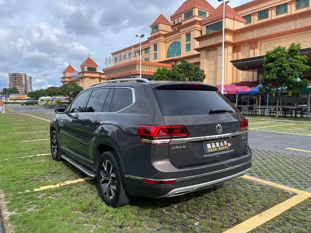 Volkswagen Teramont — миниатюра 4