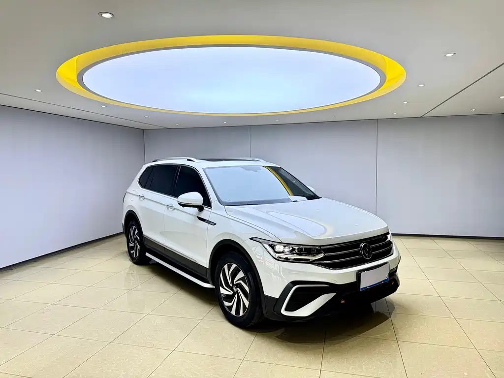 Volkswagen Tiguan L L 2023 280TSI AT