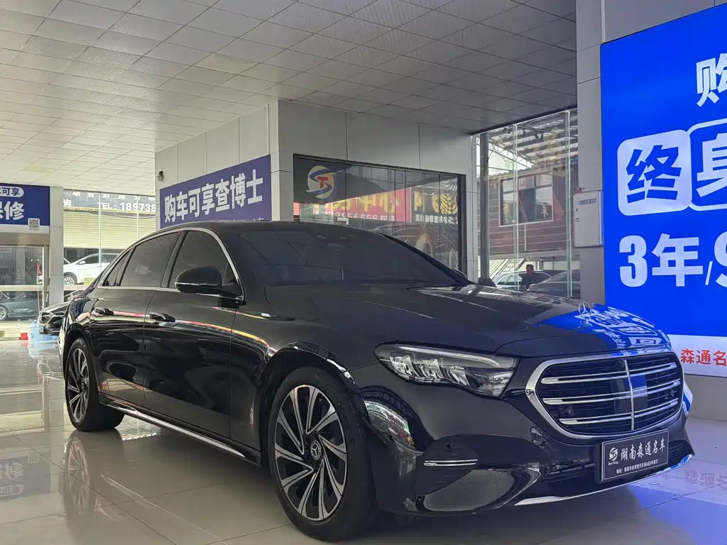 Mercedes-Benz E-Class — миниатюра 3