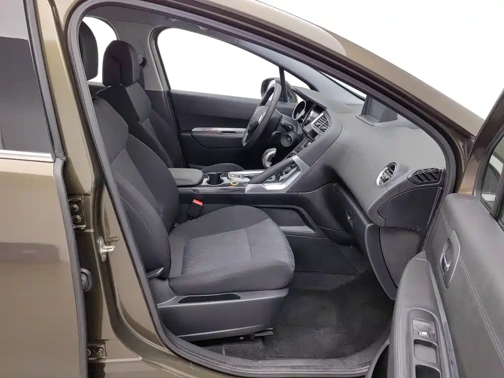 Peugeot 3008 — миниатюра 23