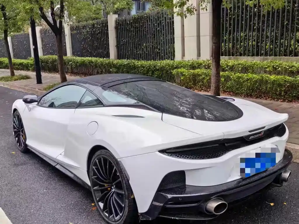McLaren GT — миниатюра 3