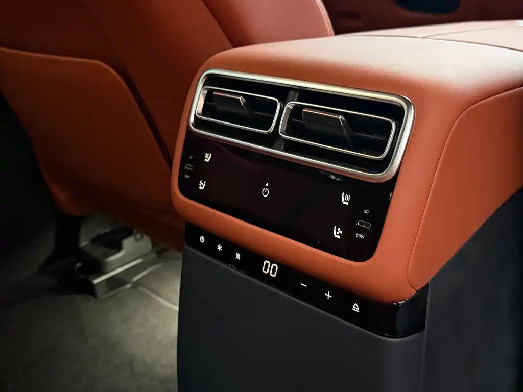 Li Auto Li L7 — миниатюра 6