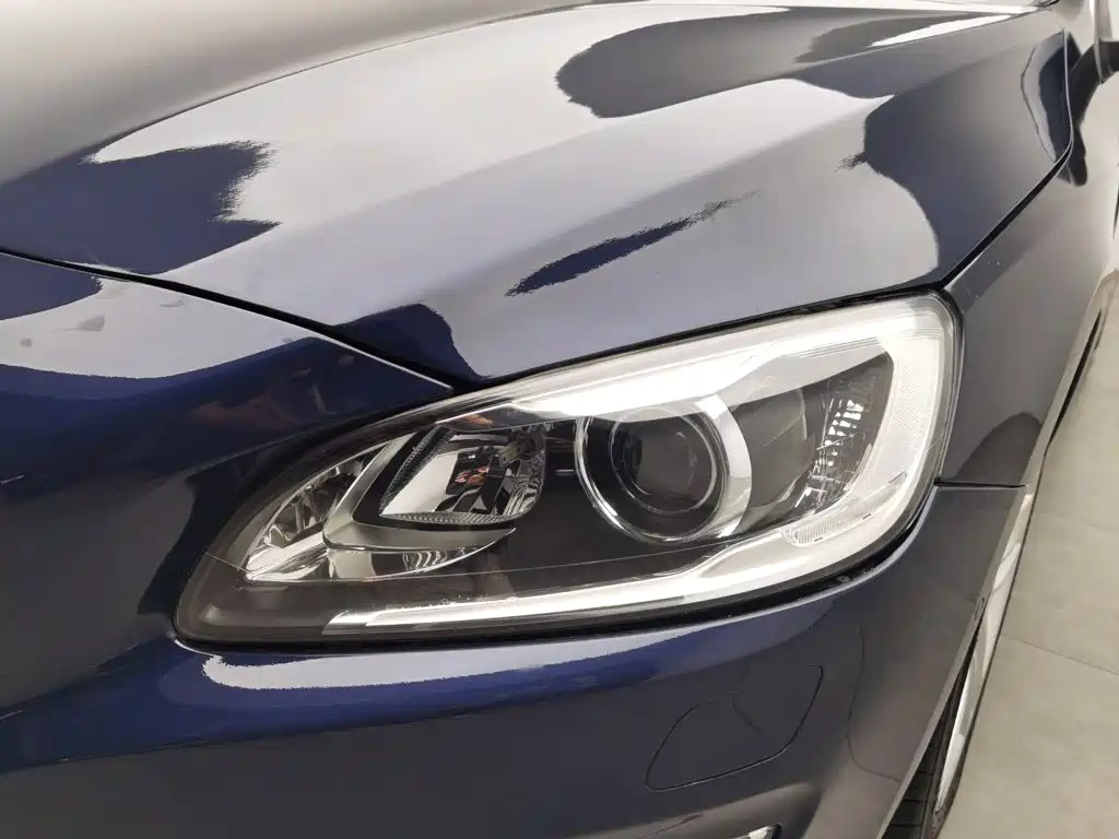 Volvo V60 — миниатюра 7