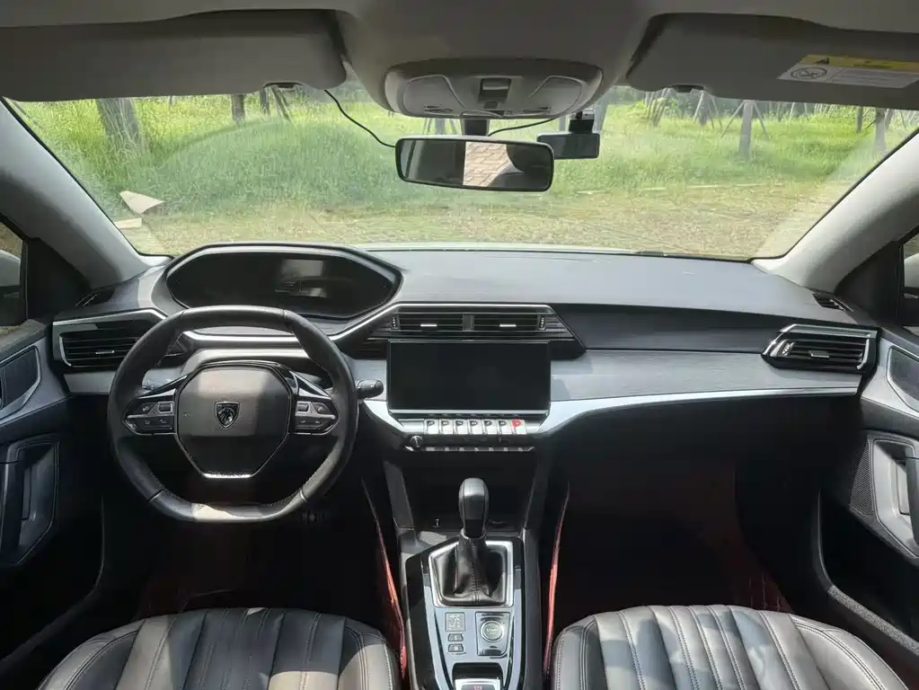Peugeot 408 — миниатюра 8