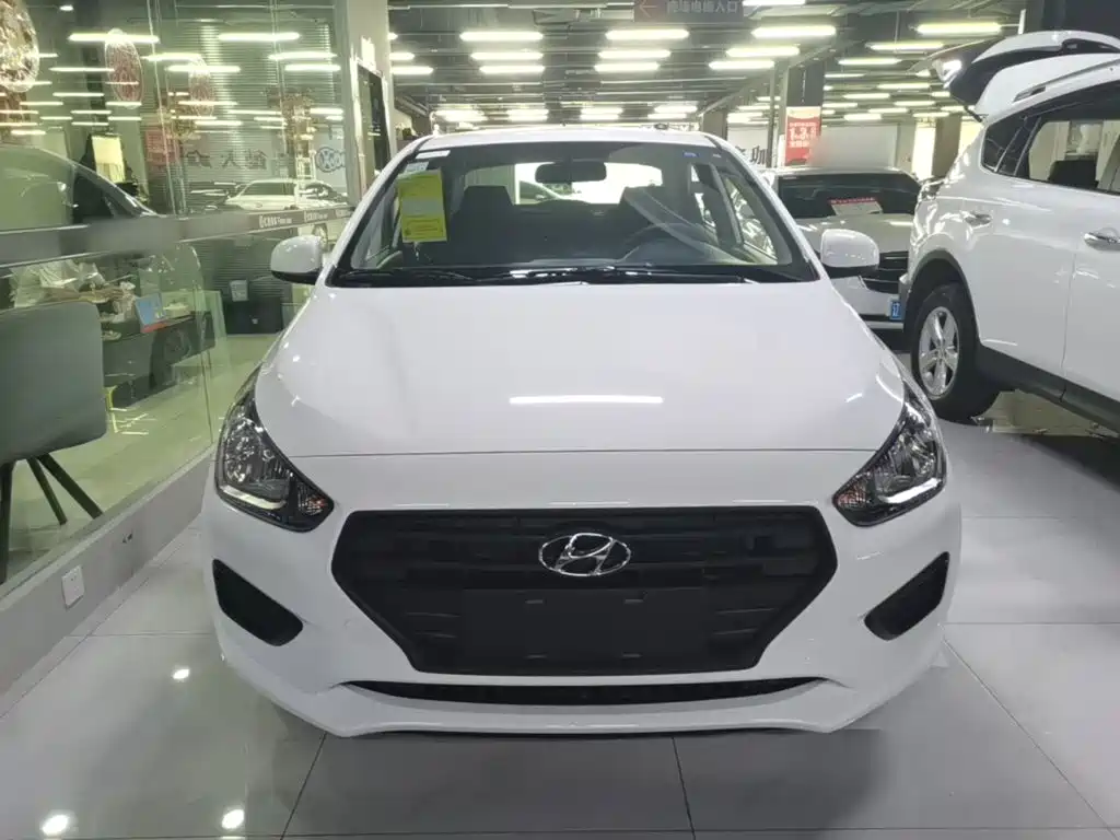 Hyundai Verna — миниатюра 3