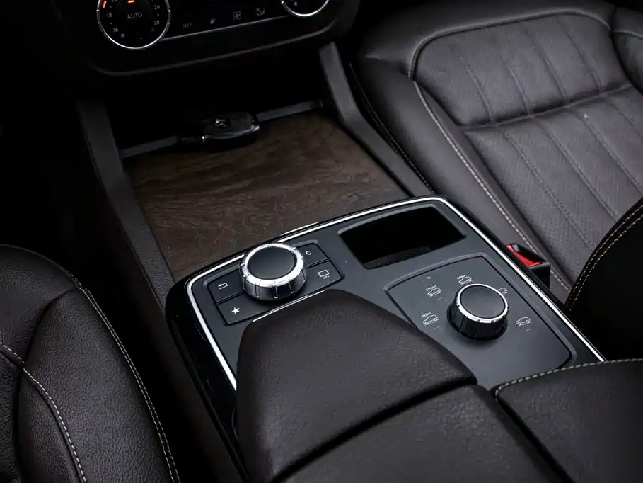 Mercedes-Benz GLE (Import) — миниатюра 11