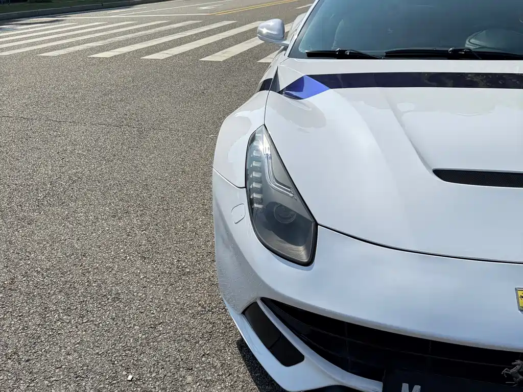 Ferrari F12berlinetta — миниатюра 9
