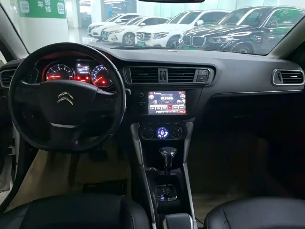 Citroen C3-XR — миниатюра 5