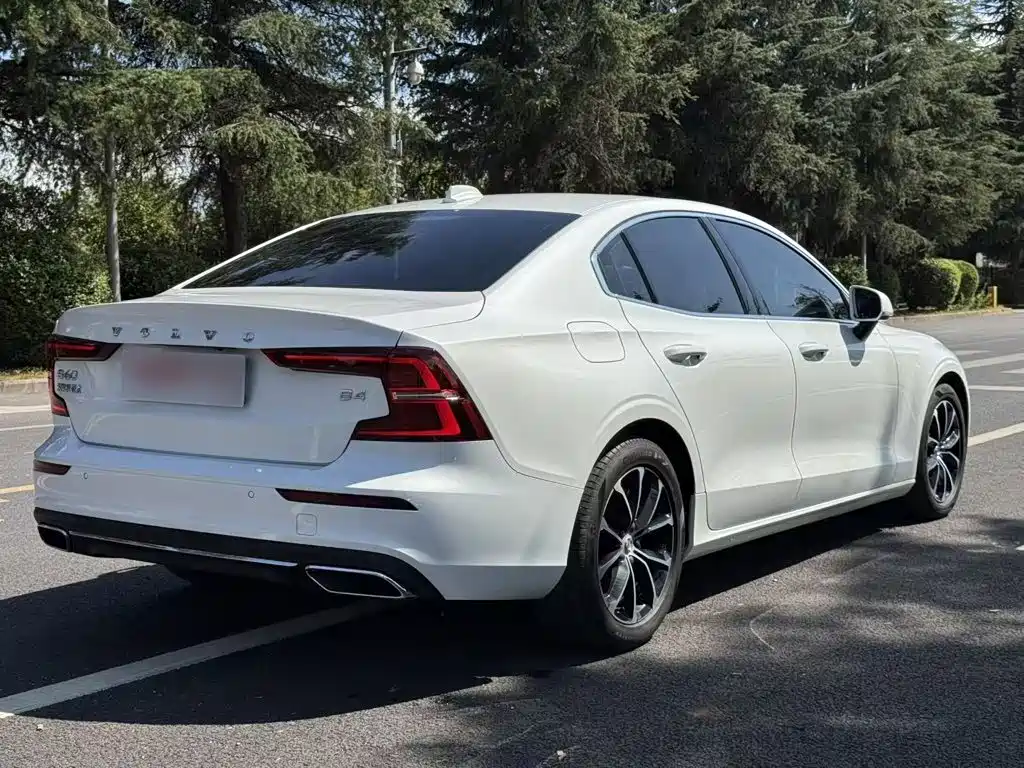 Volvo S60 — миниатюра 12