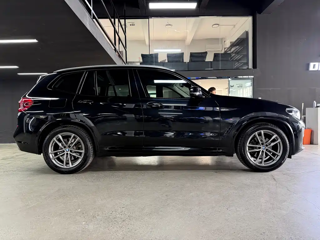 BMW X3 — миниатюра 10